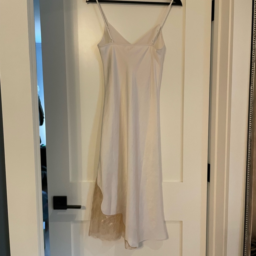 [SOLD] Artizia Wilfred sonnet dress - Picture 5 of 8